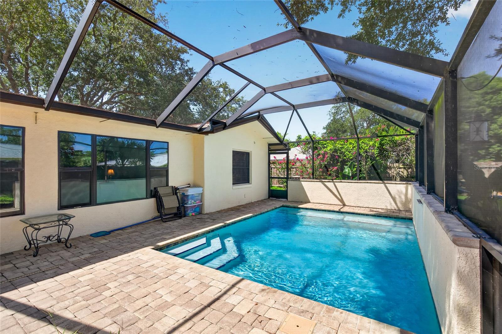 13 FAIRVIEW LN