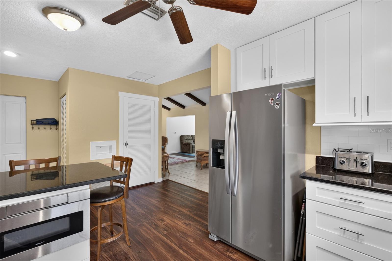 13 FAIRVIEW LN