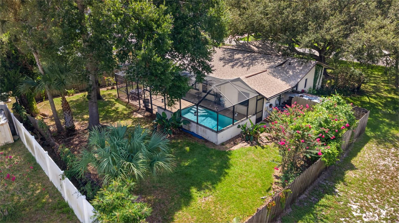 13 FAIRVIEW LN