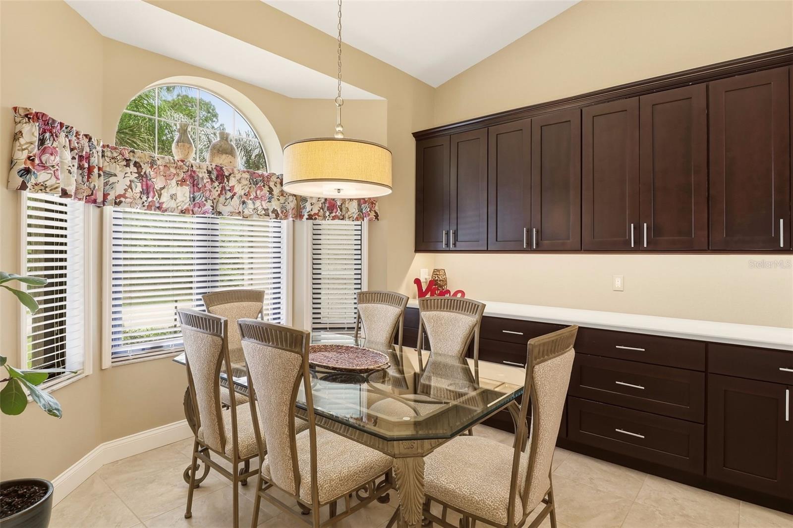 19 WOODGUILD PL