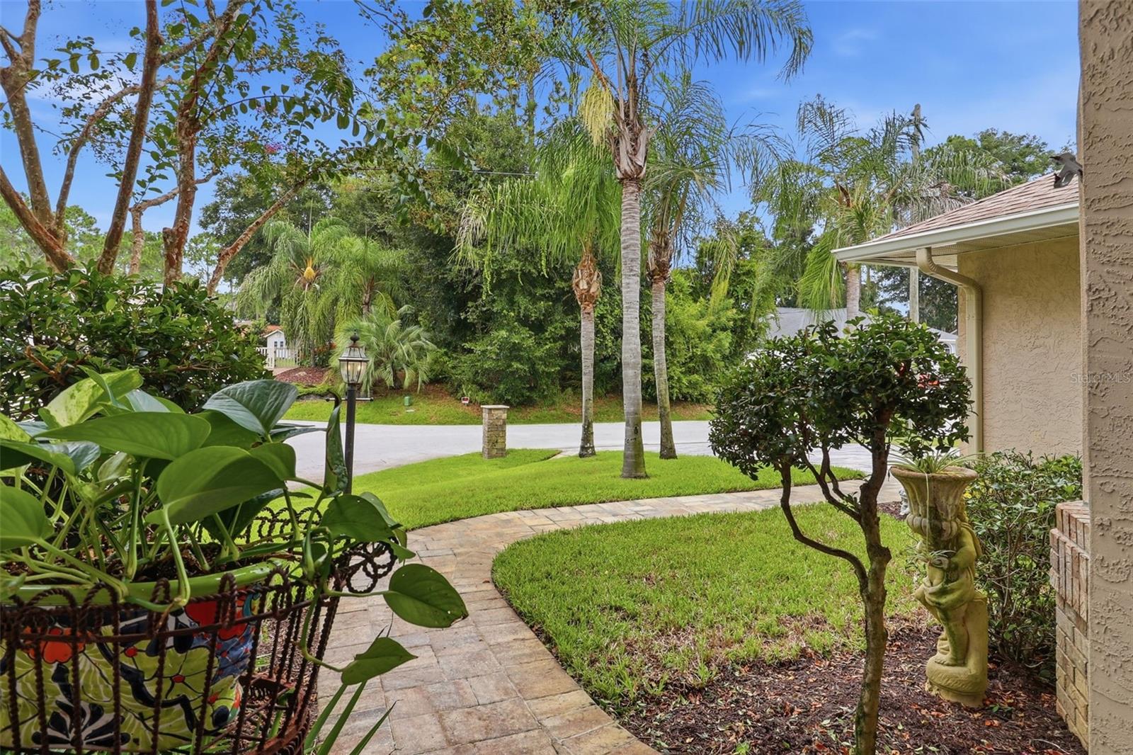 19 WOODGUILD PL