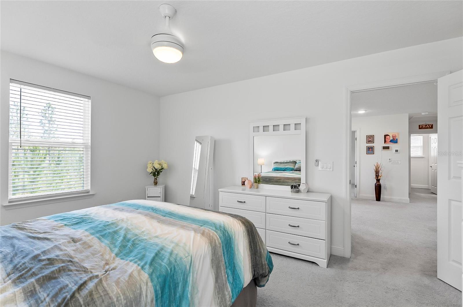 40 OAKLEAF WAY