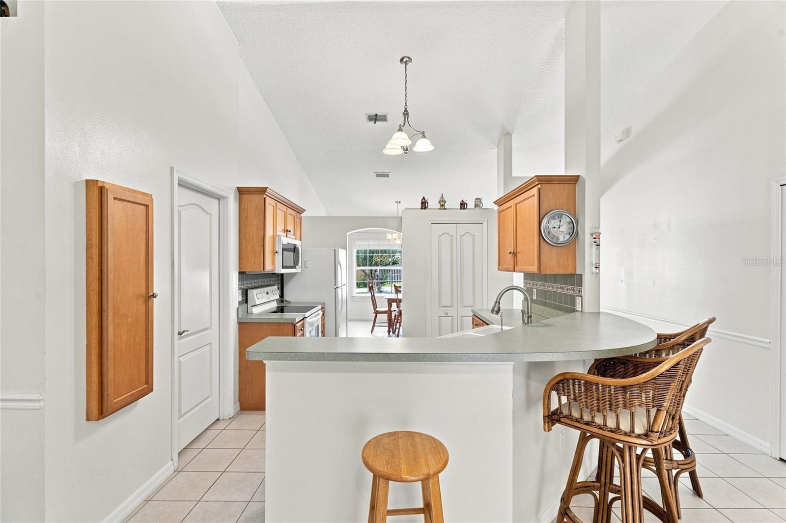 205 S 24TH ST