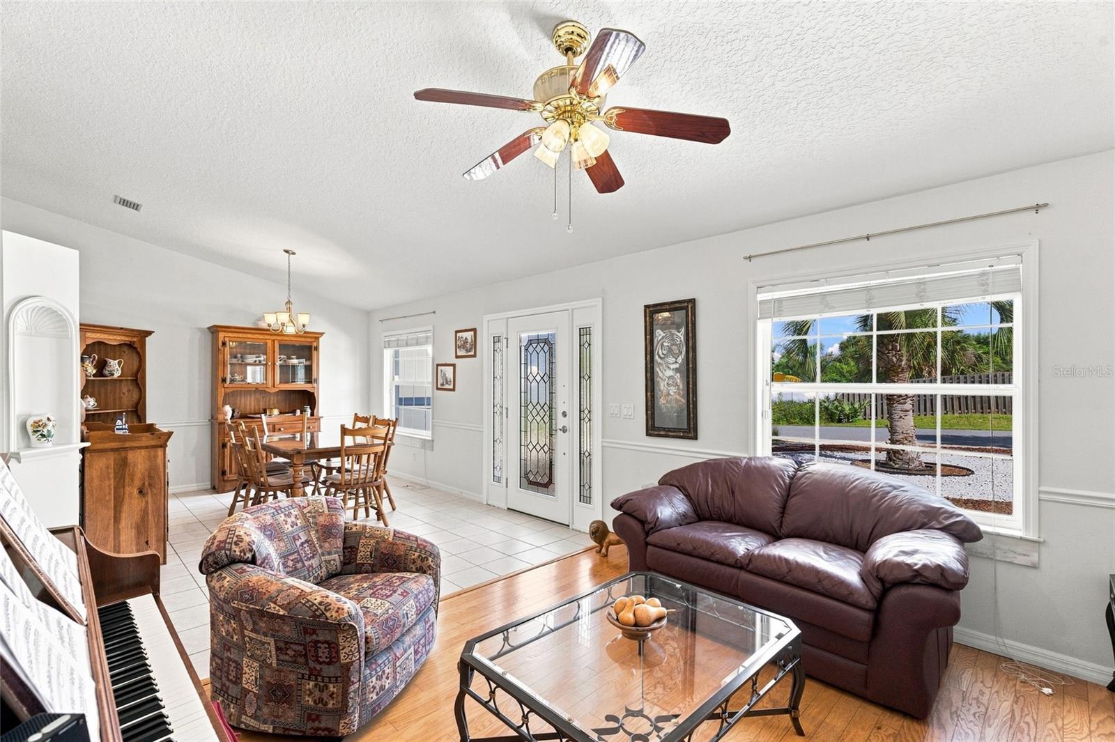 205 S 24TH ST
