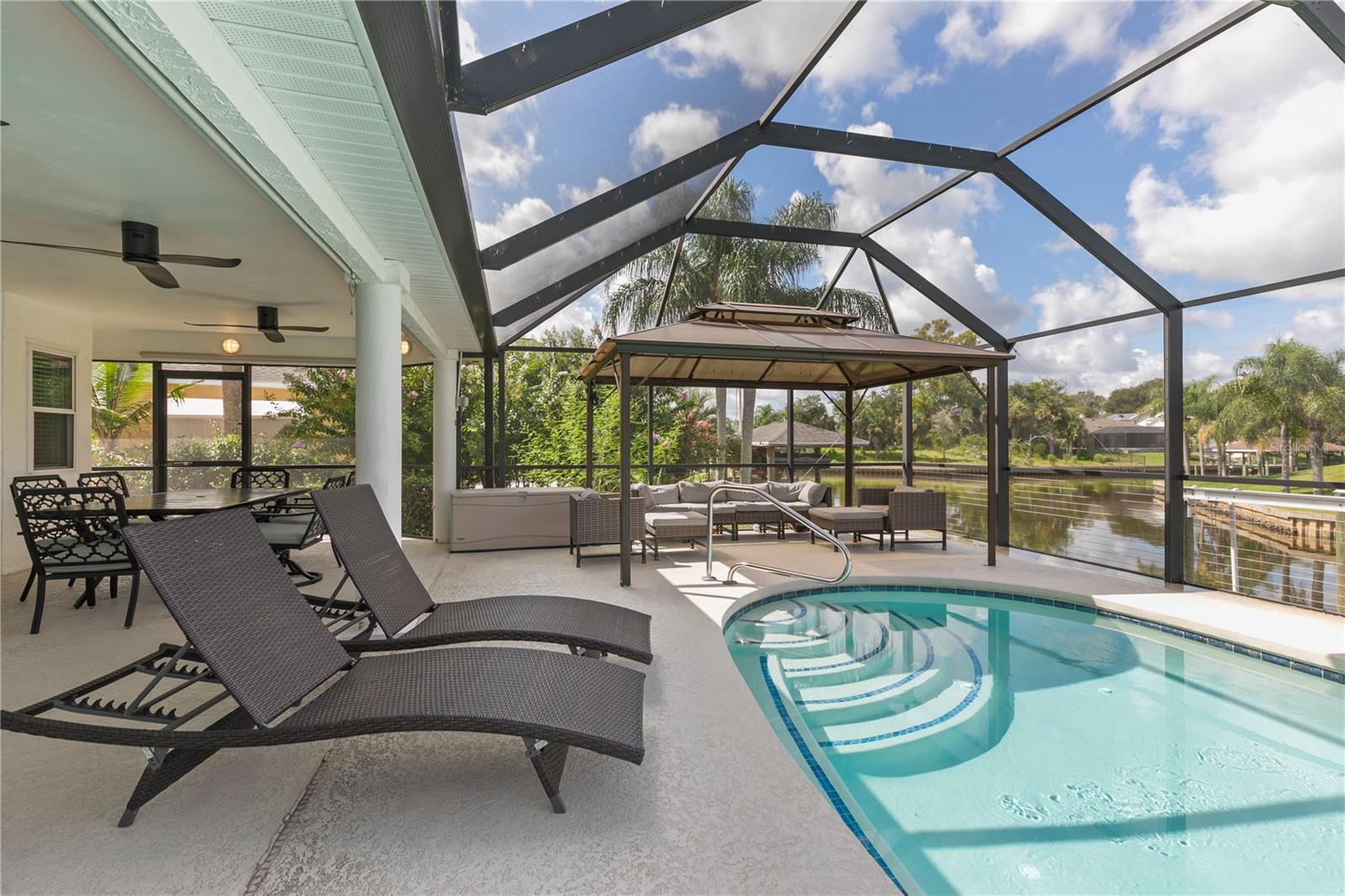 17 COLLINGTON CT