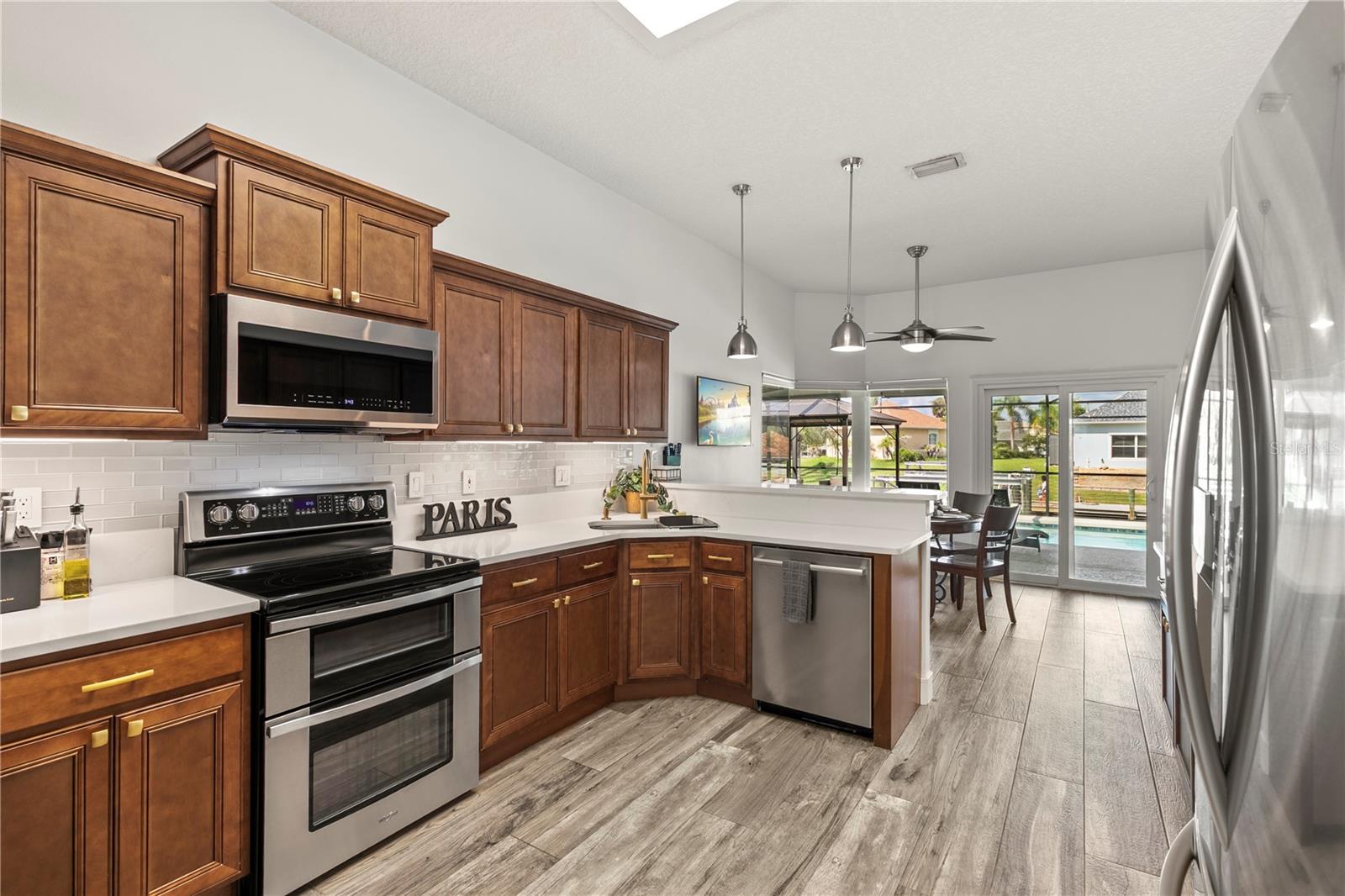 17 COLLINGTON CT