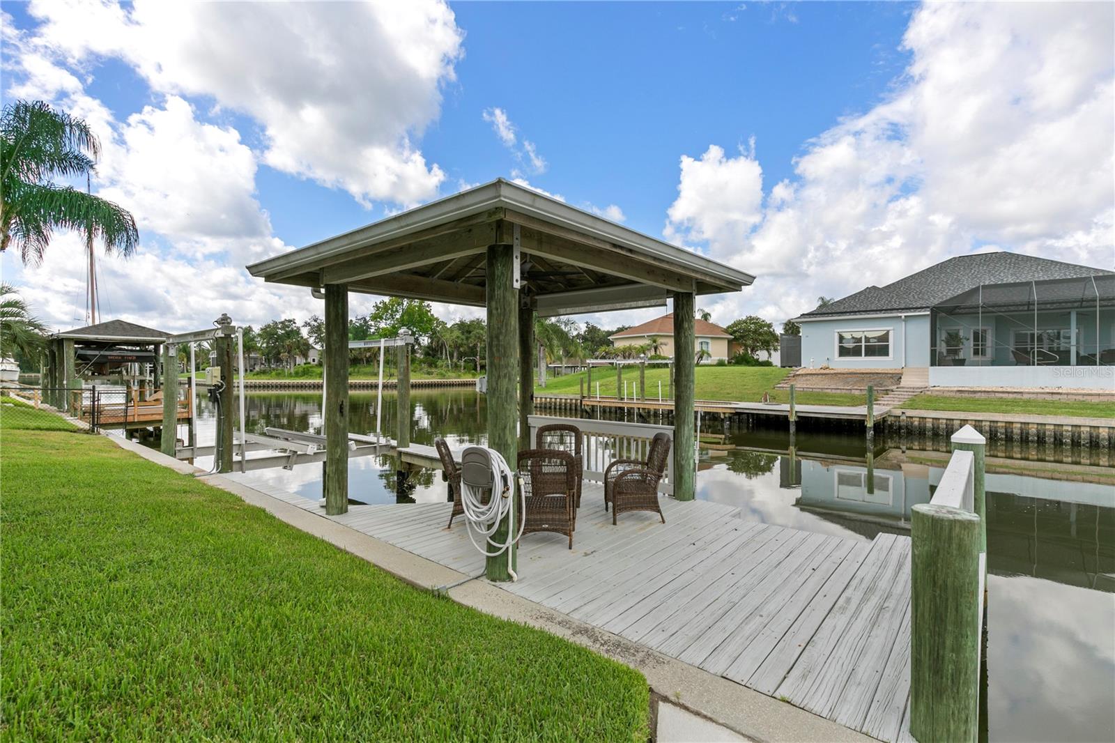 17 COLLINGTON CT