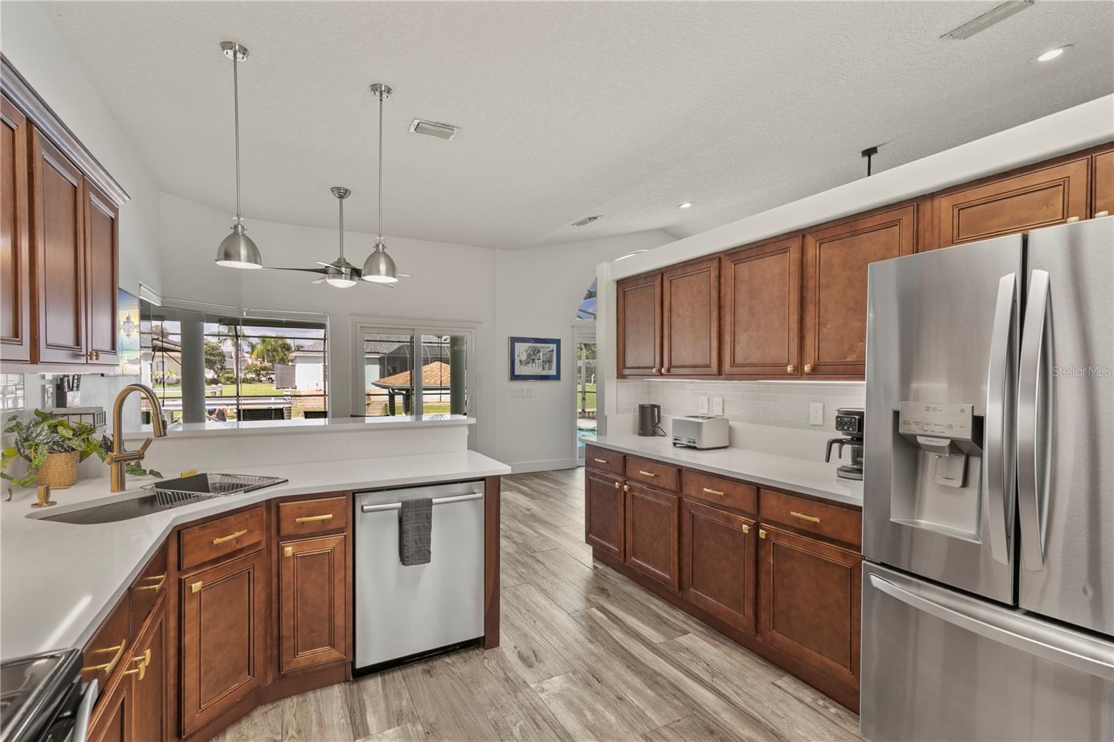17 COLLINGTON CT
