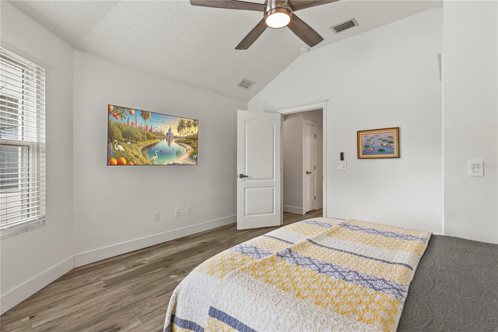 17 COLLINGTON CT