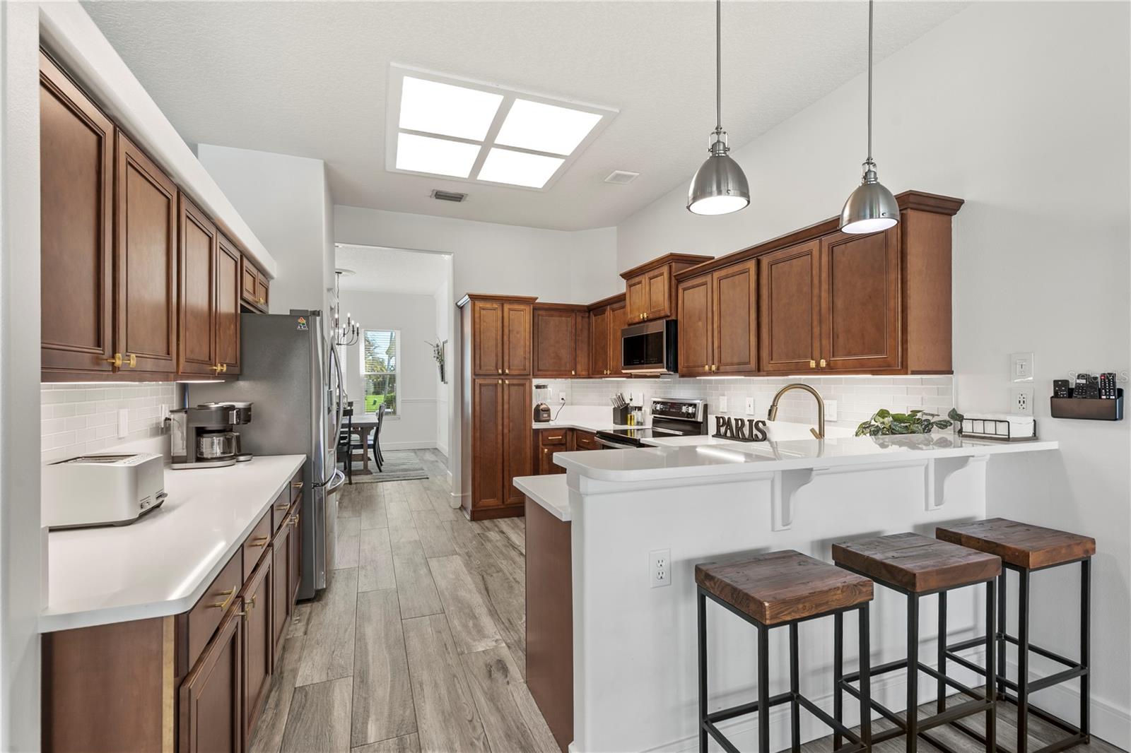 17 COLLINGTON CT