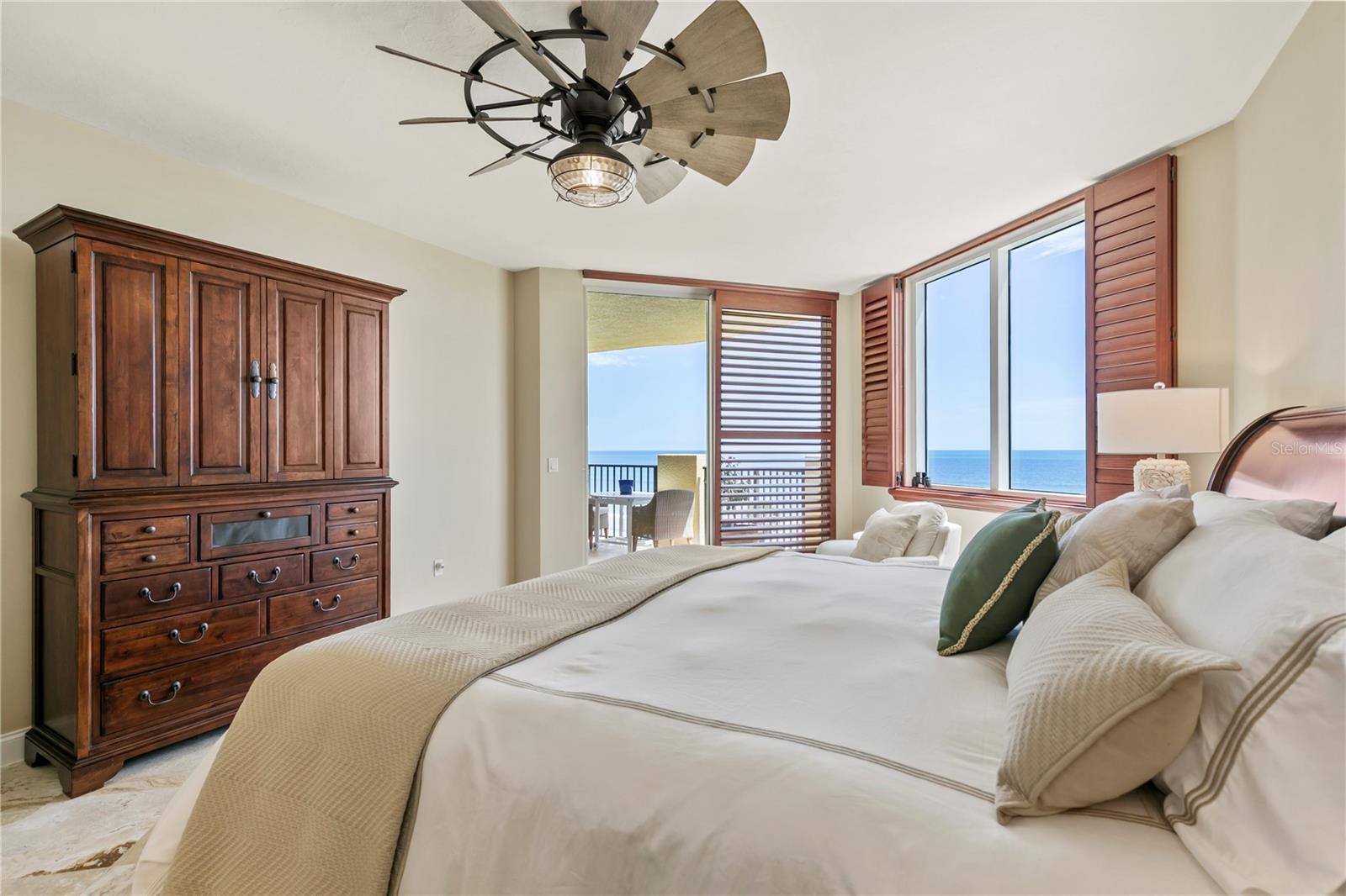 19 AVENUE DE LA MER #305
