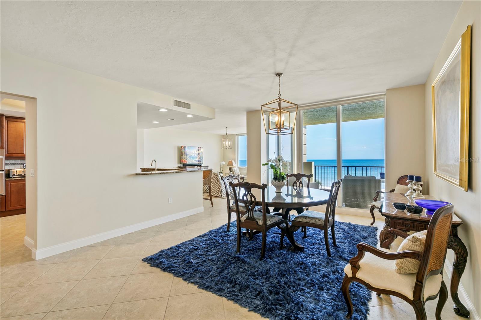 19 AVENUE DE LA MER #305