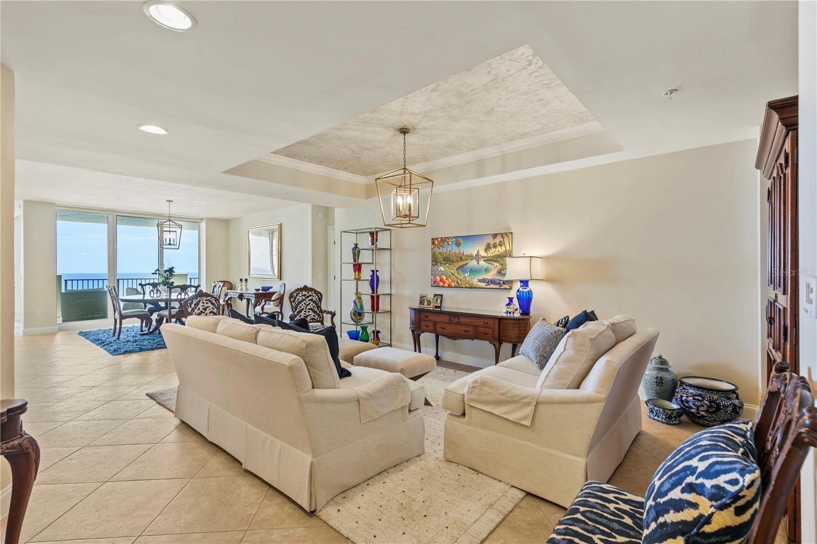 19 AVENUE DE LA MER #305