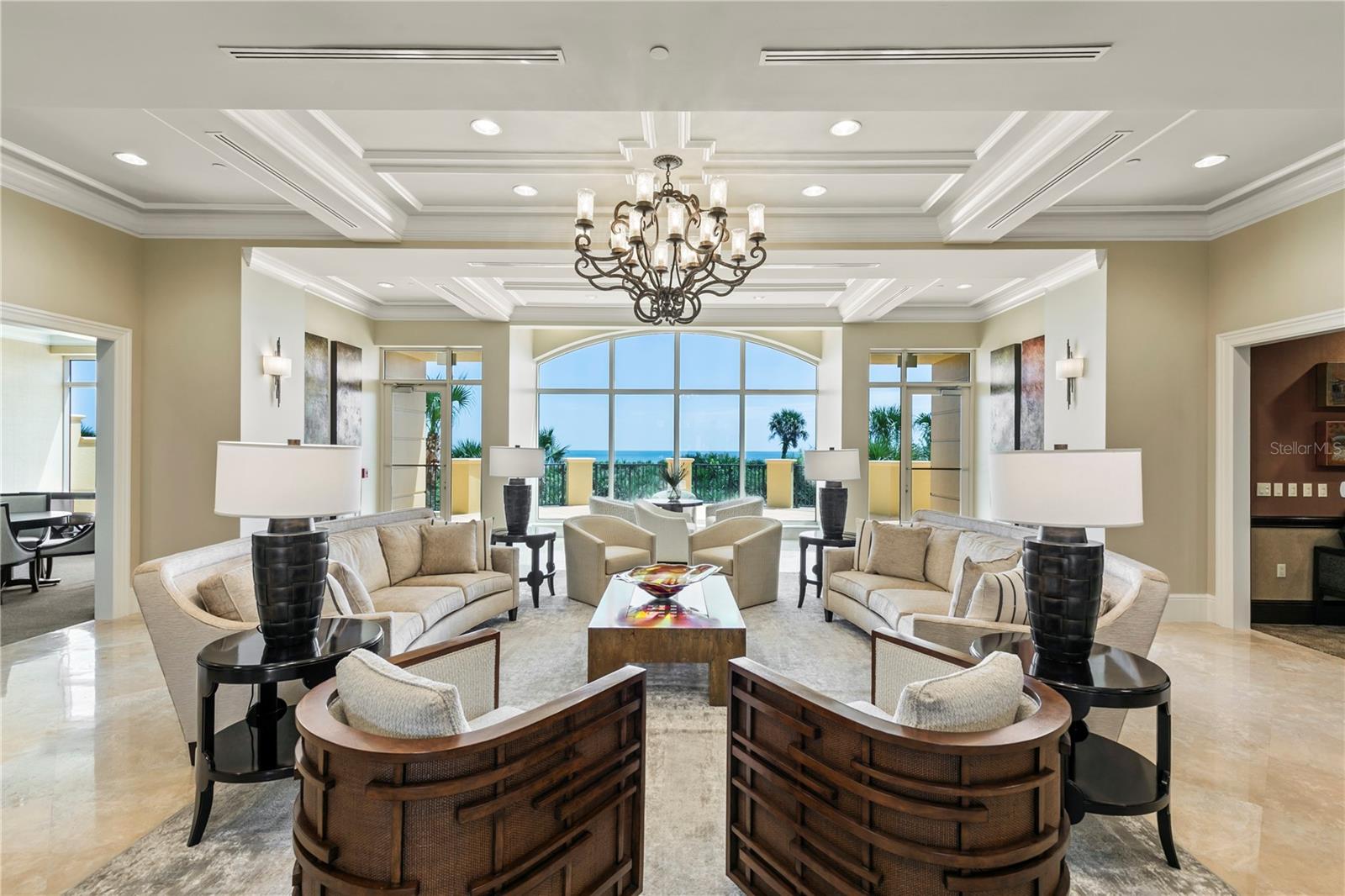 19 AVENUE DE LA MER #305