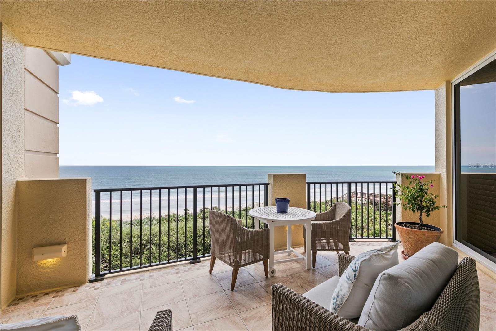 19 AVENUE DE LA MER #305