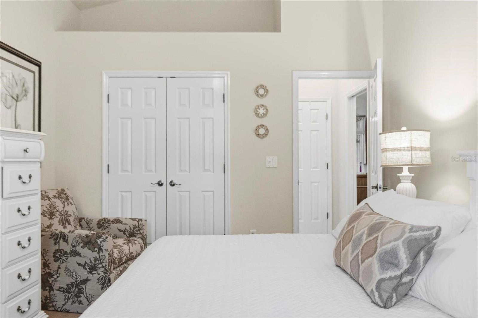 19 VILLAGE VIEW DR