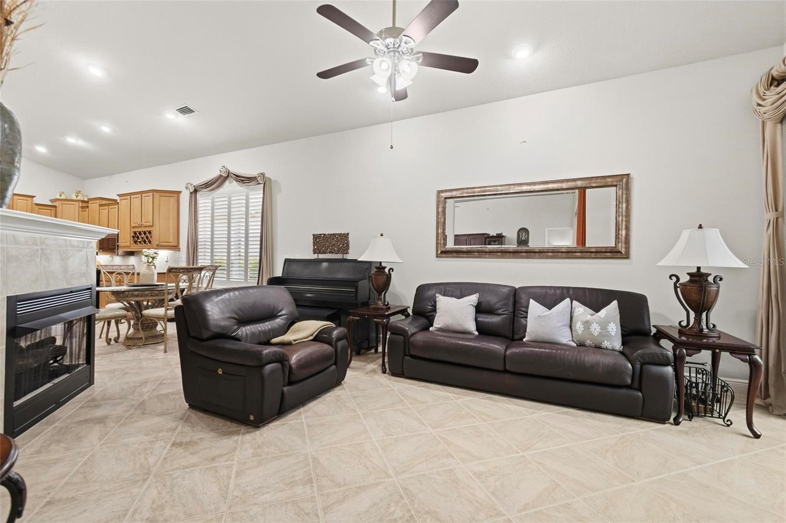19 VILLAGE VIEW DR
