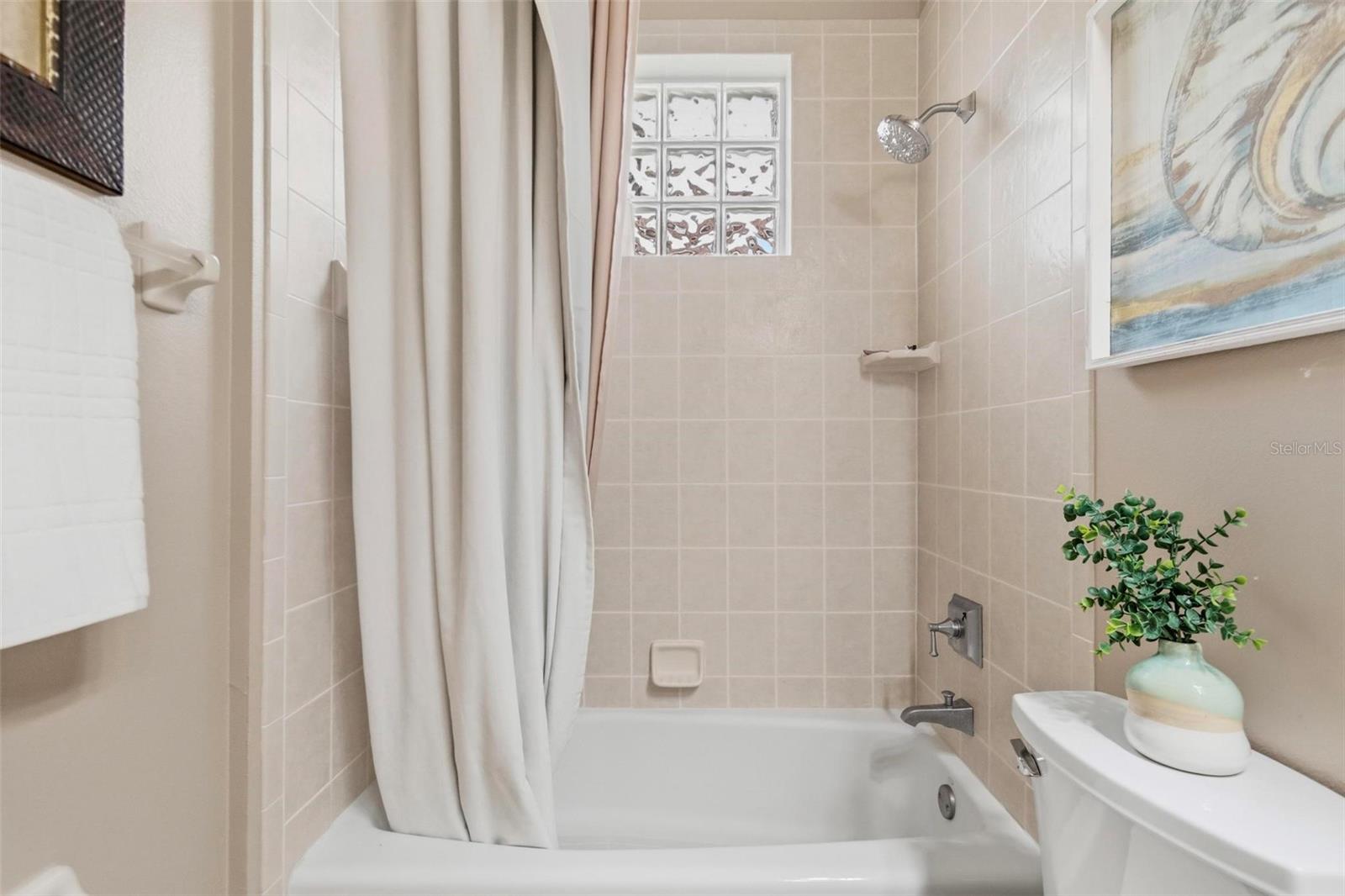 19 VILLAGE VIEW DR