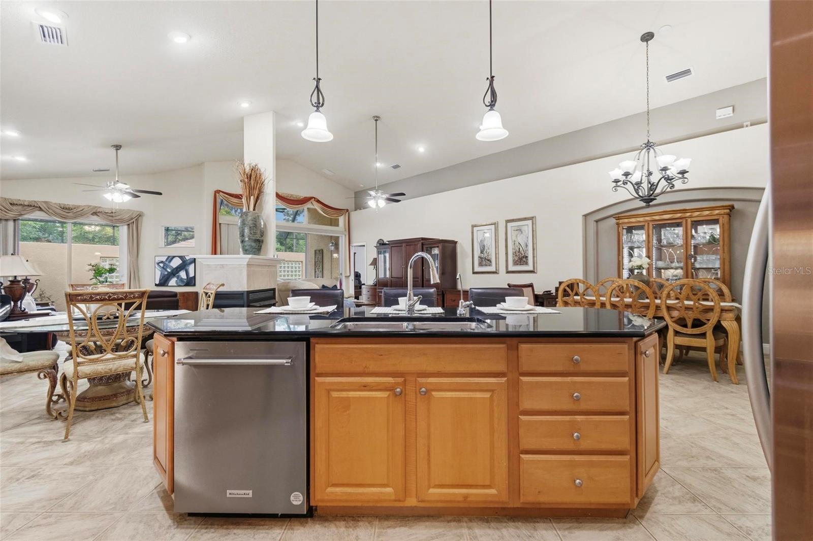 19 VILLAGE VIEW DR