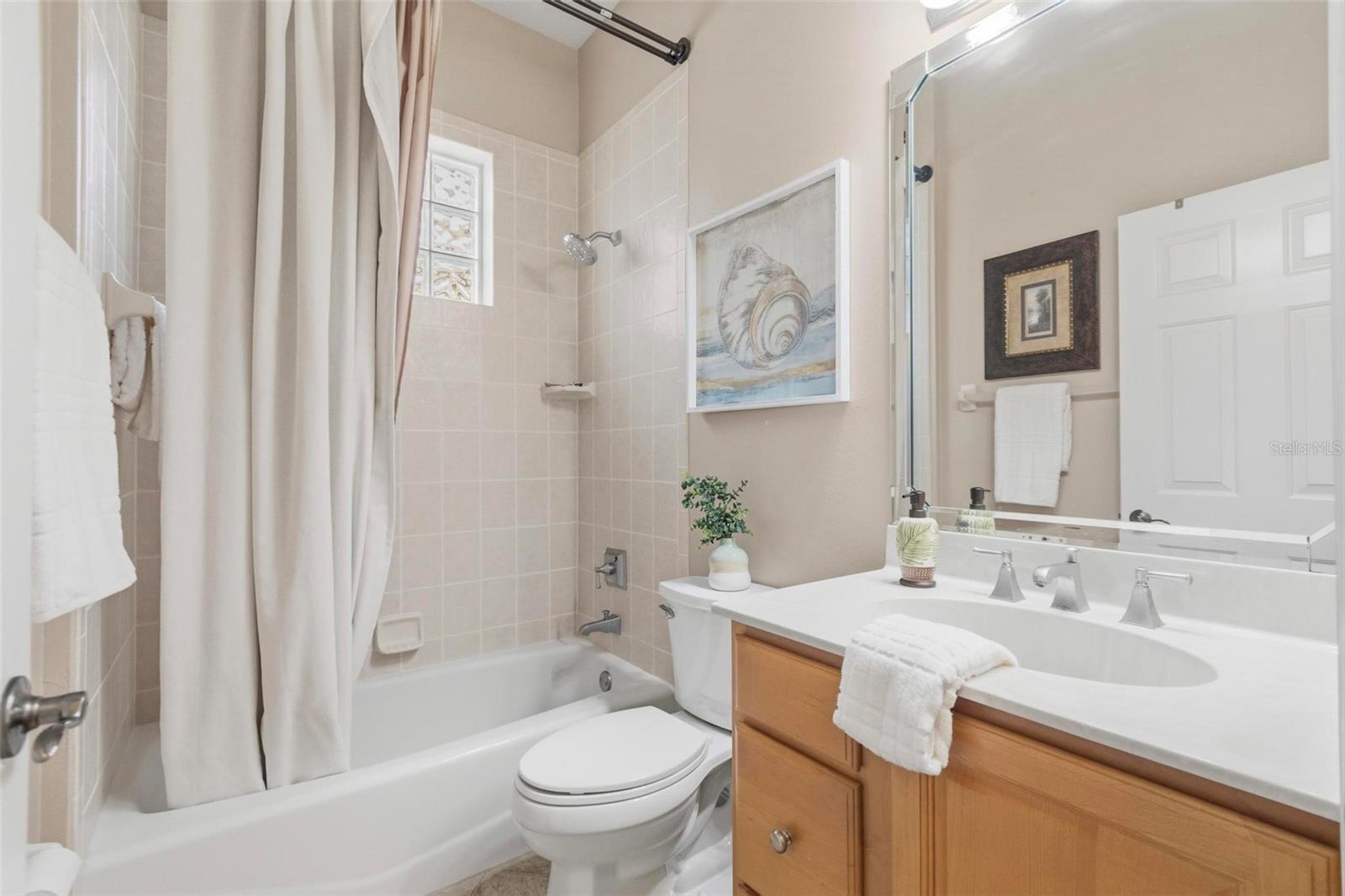 19 VILLAGE VIEW DR