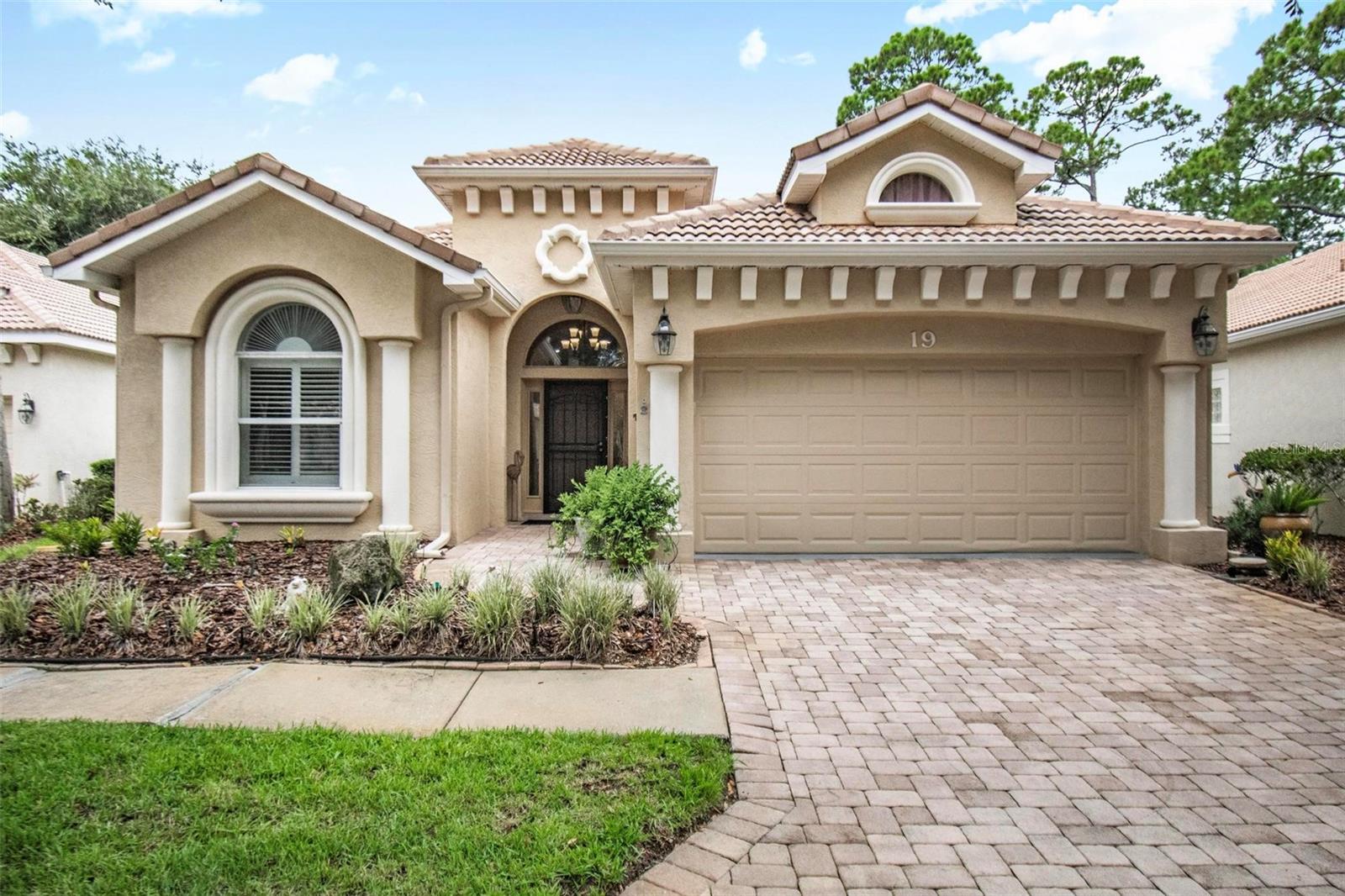 19 VILLAGE VIEW DR