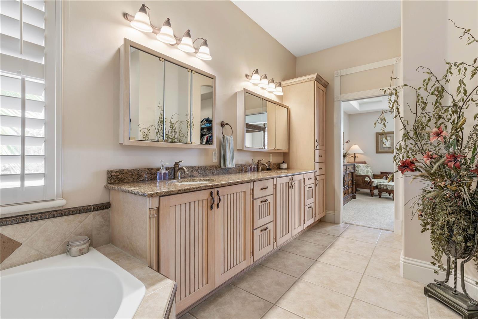 12 CINNAMON BEACH WAY