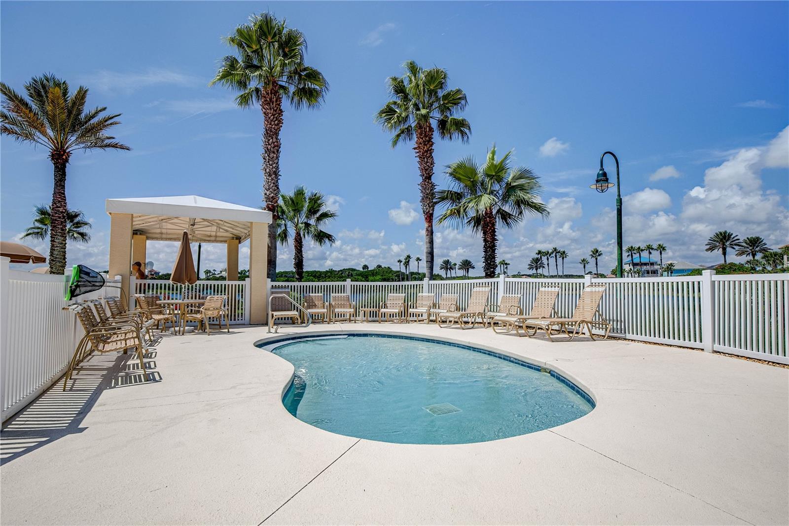 12 CINNAMON BEACH WAY
