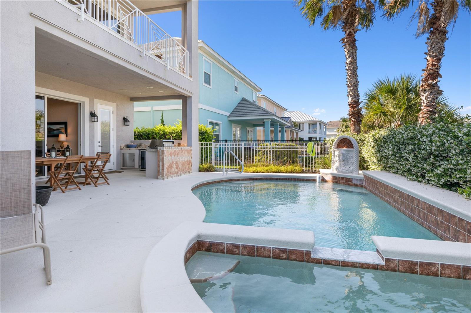 12 CINNAMON BEACH WAY
