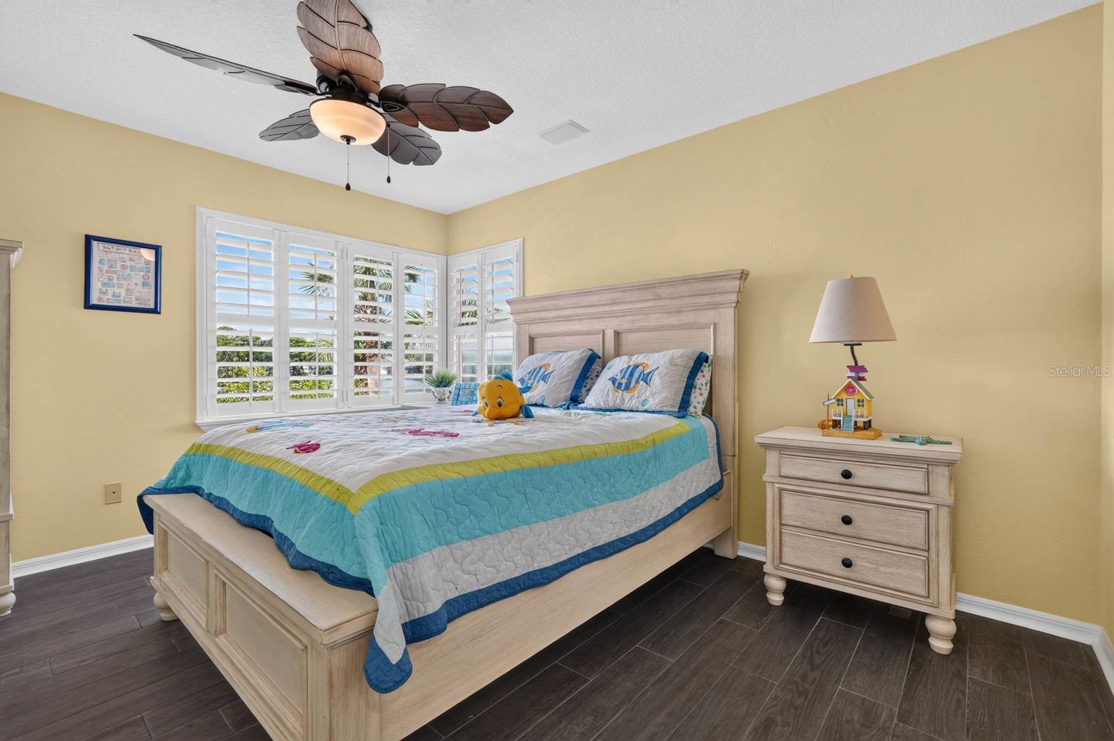 15 MADEIRA CT