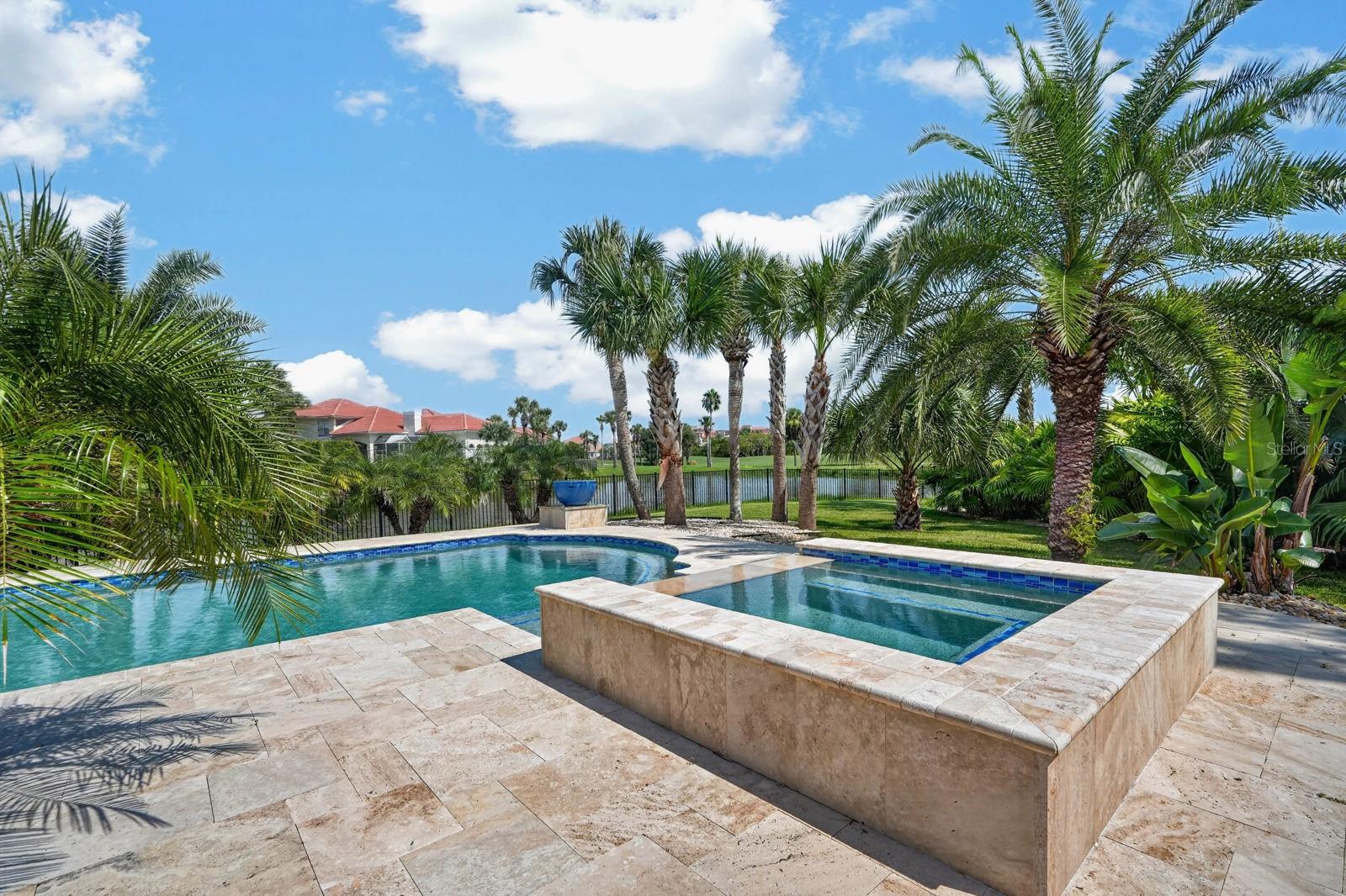 15 MADEIRA CT