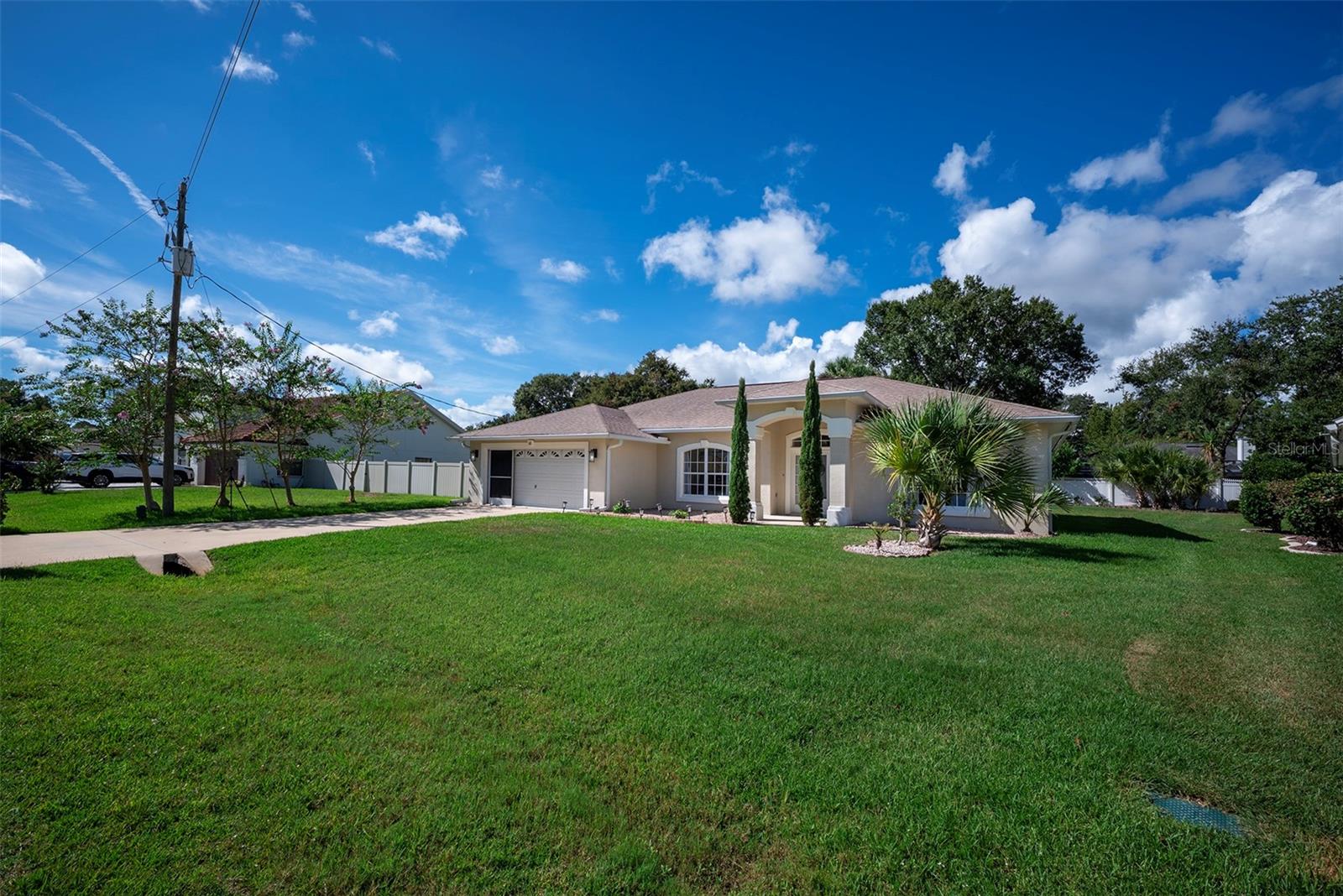 10 WESTMORE LN