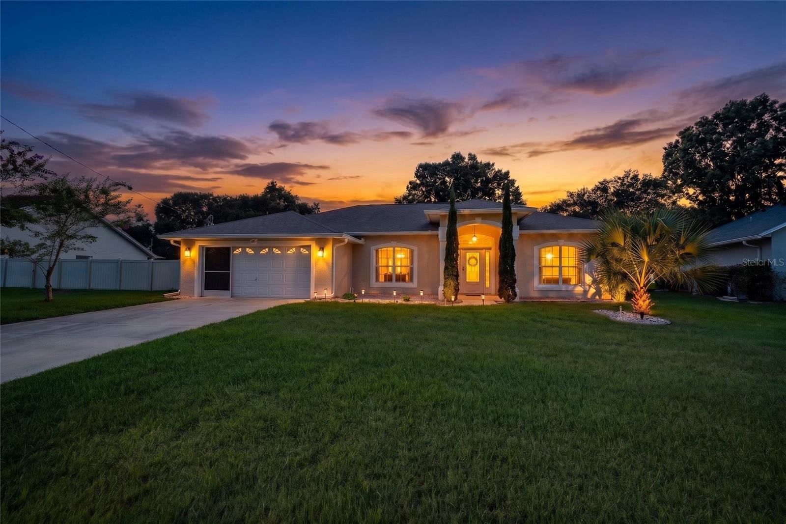 10 WESTMORE LN