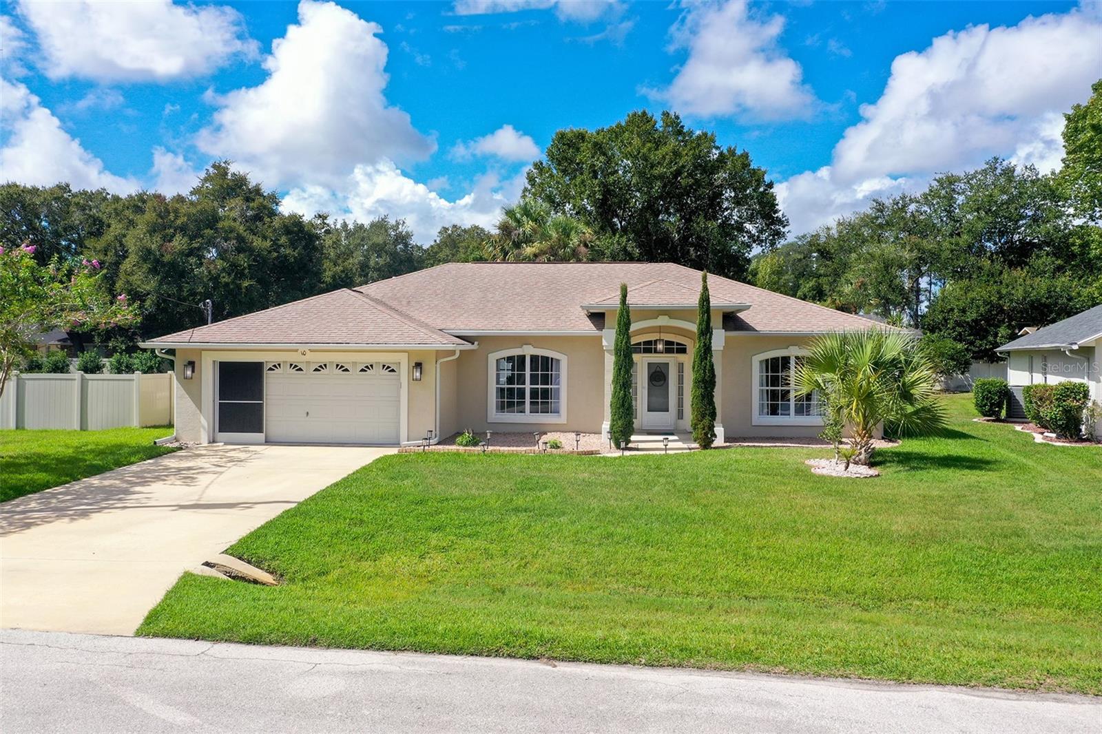 10 WESTMORE LN