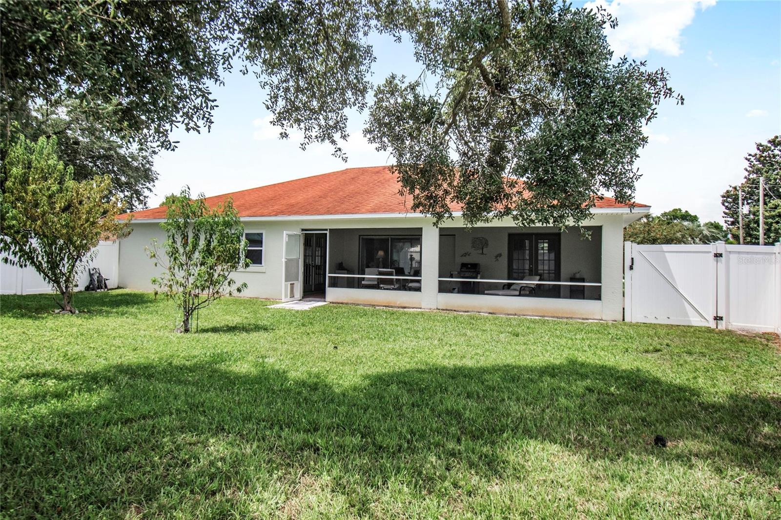43 FOLSON LN