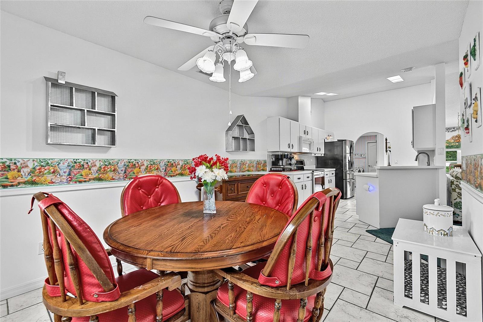 43 FOLSON LN