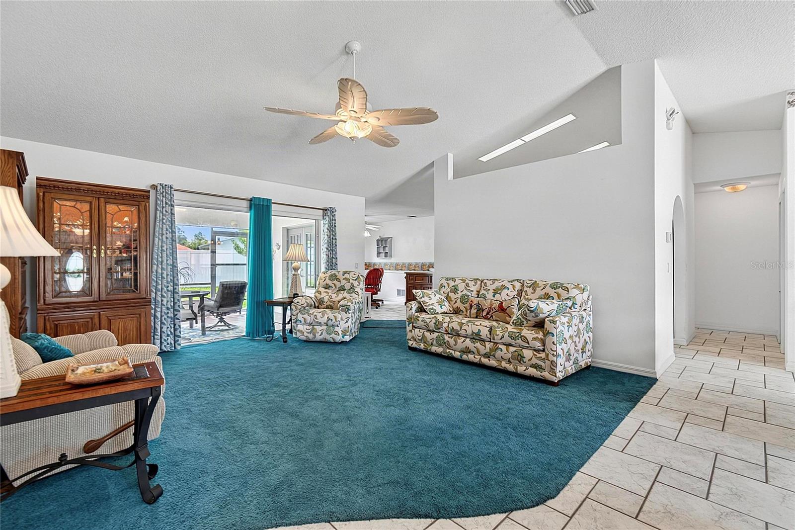 43 FOLSON LN