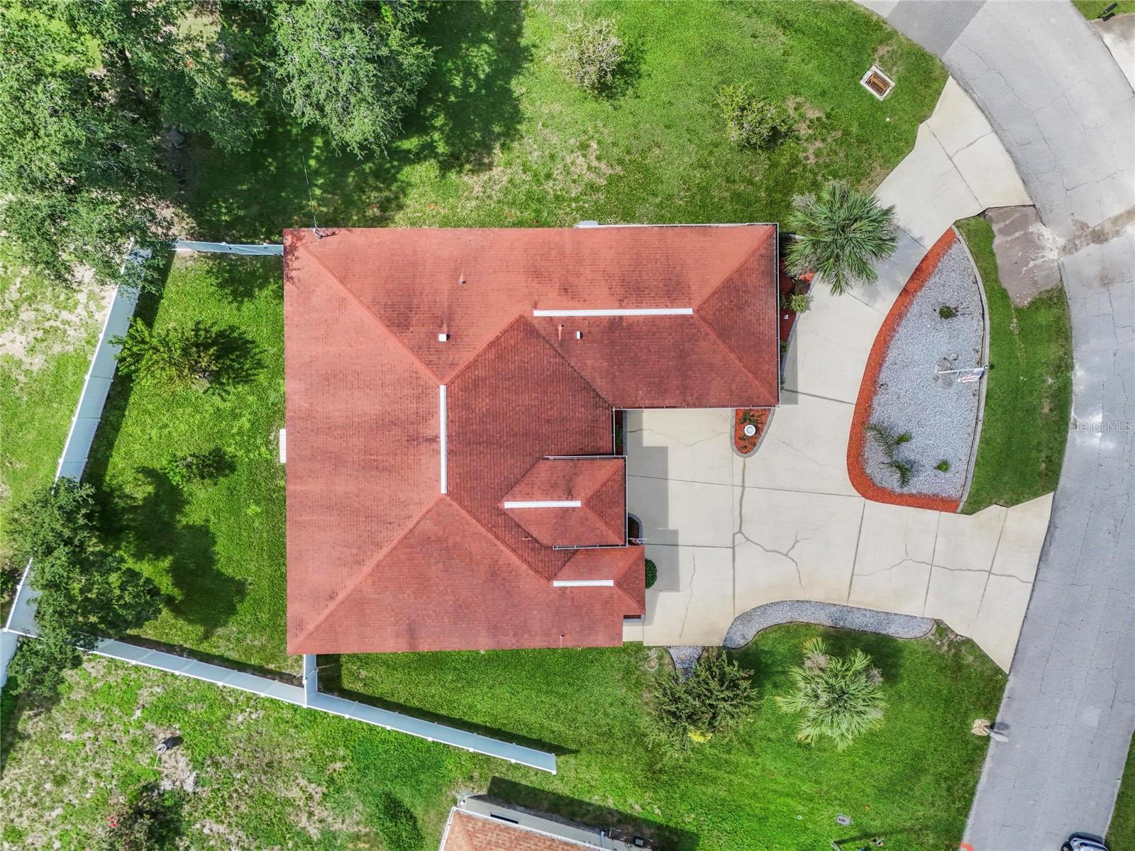 43 FOLSON LN