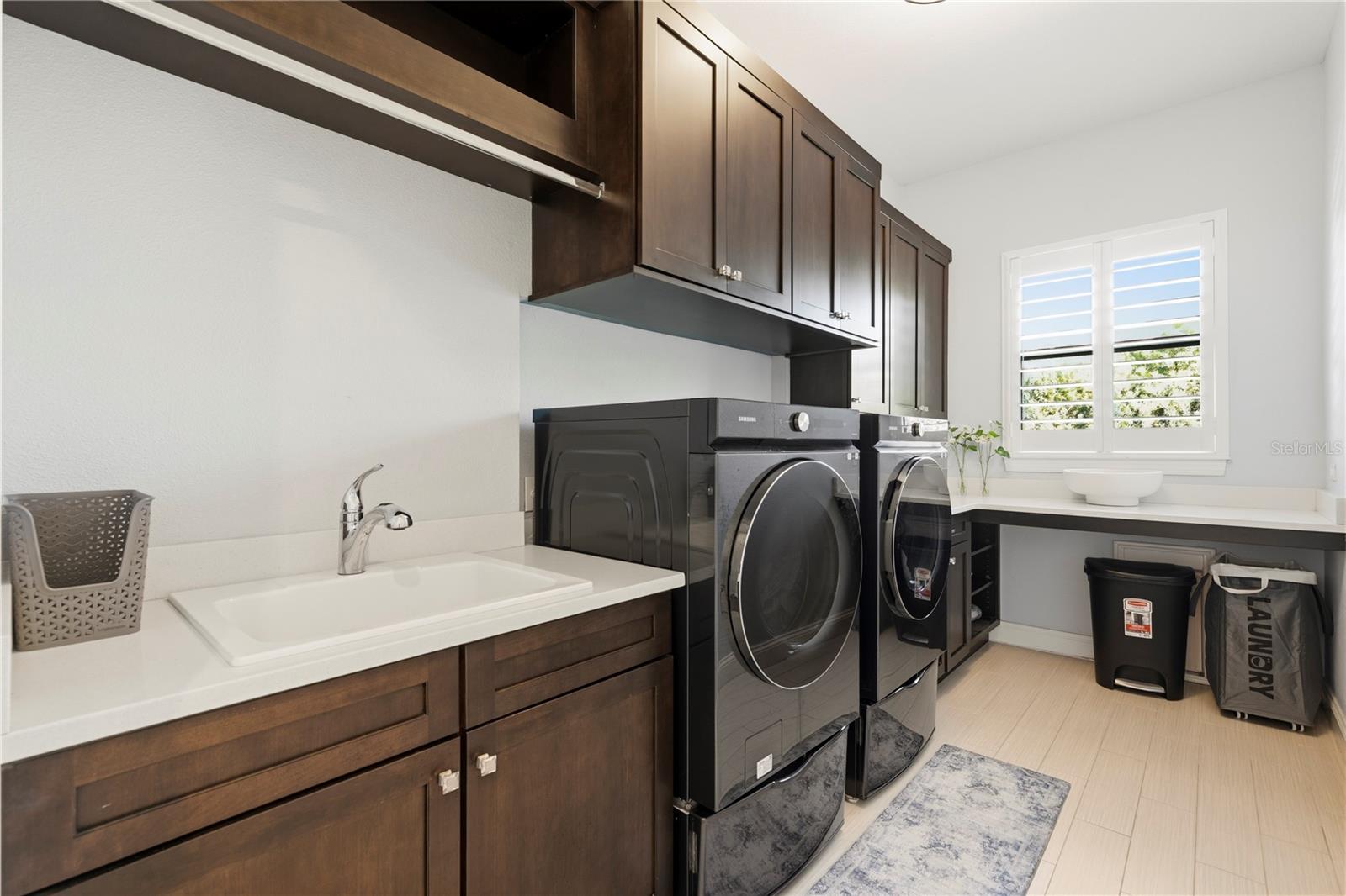 103 ISLAND ESTATES PKWY