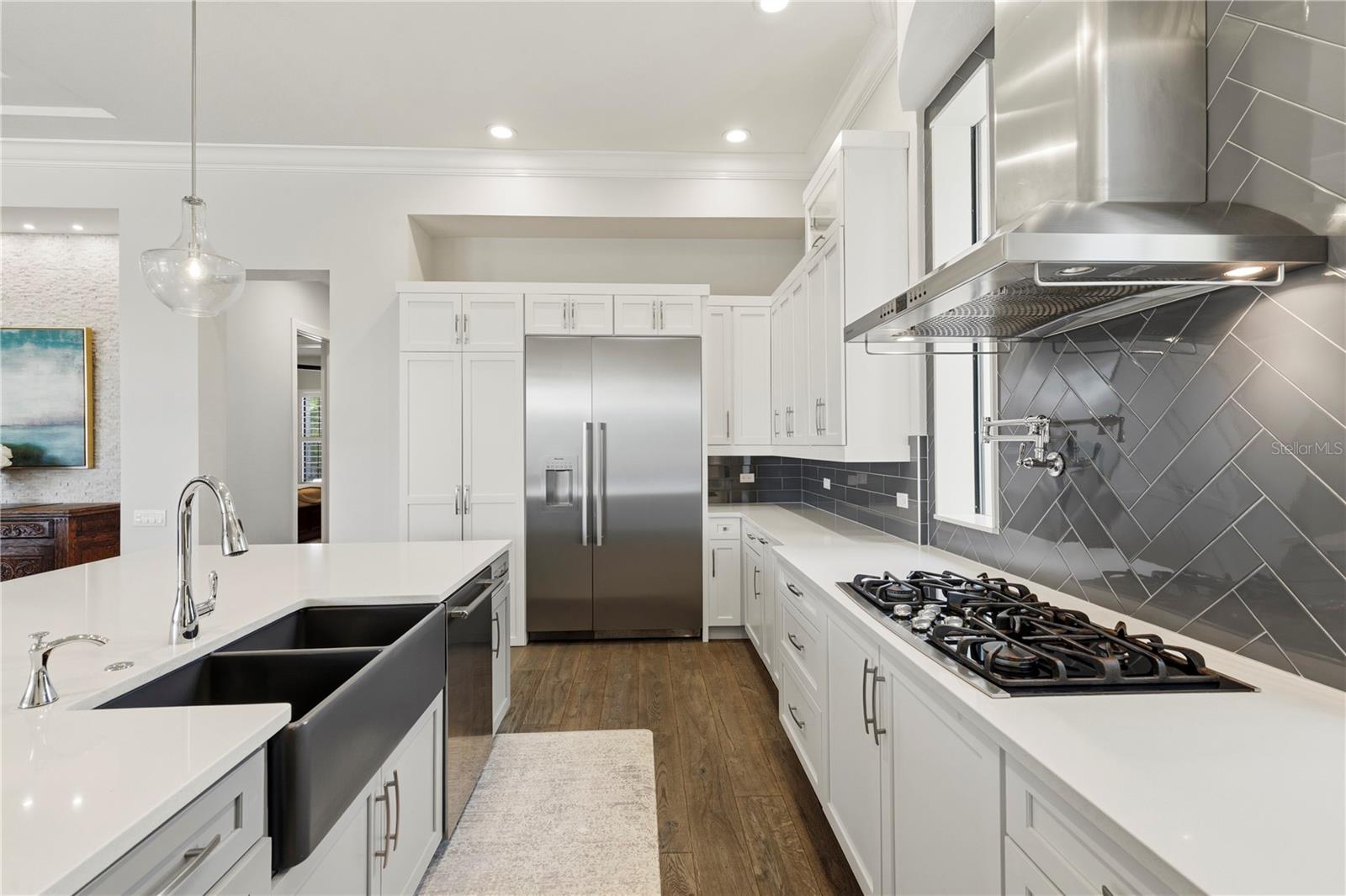 103 ISLAND ESTATES PKWY