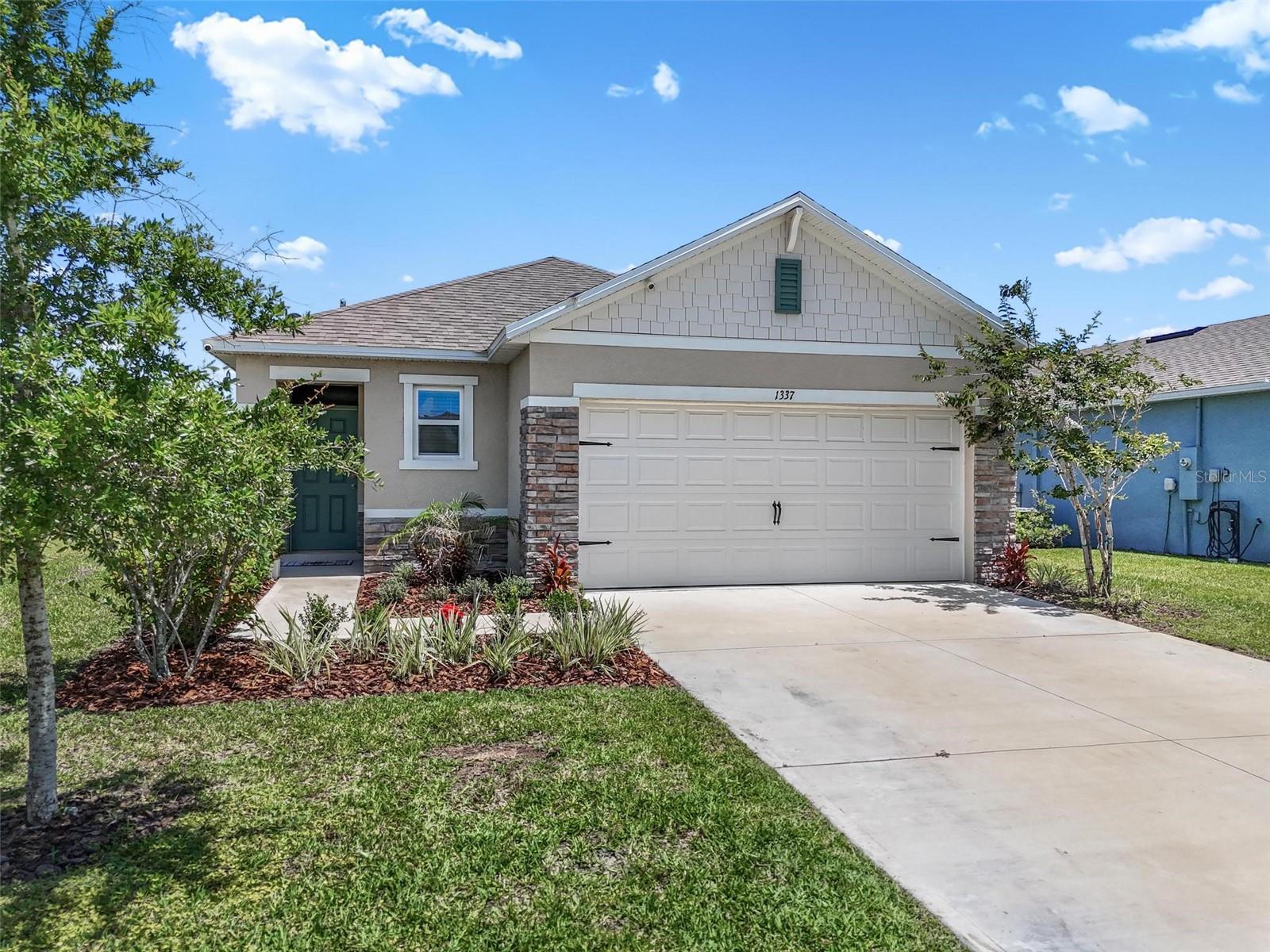 1337 CORK DR