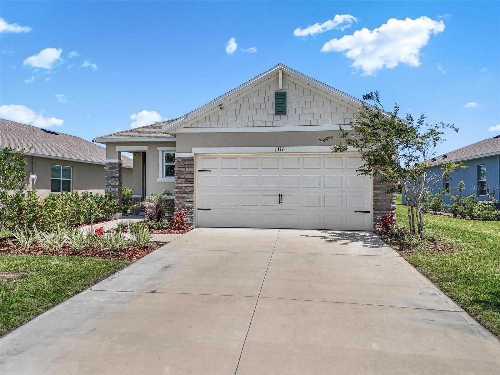 1337 CORK DR