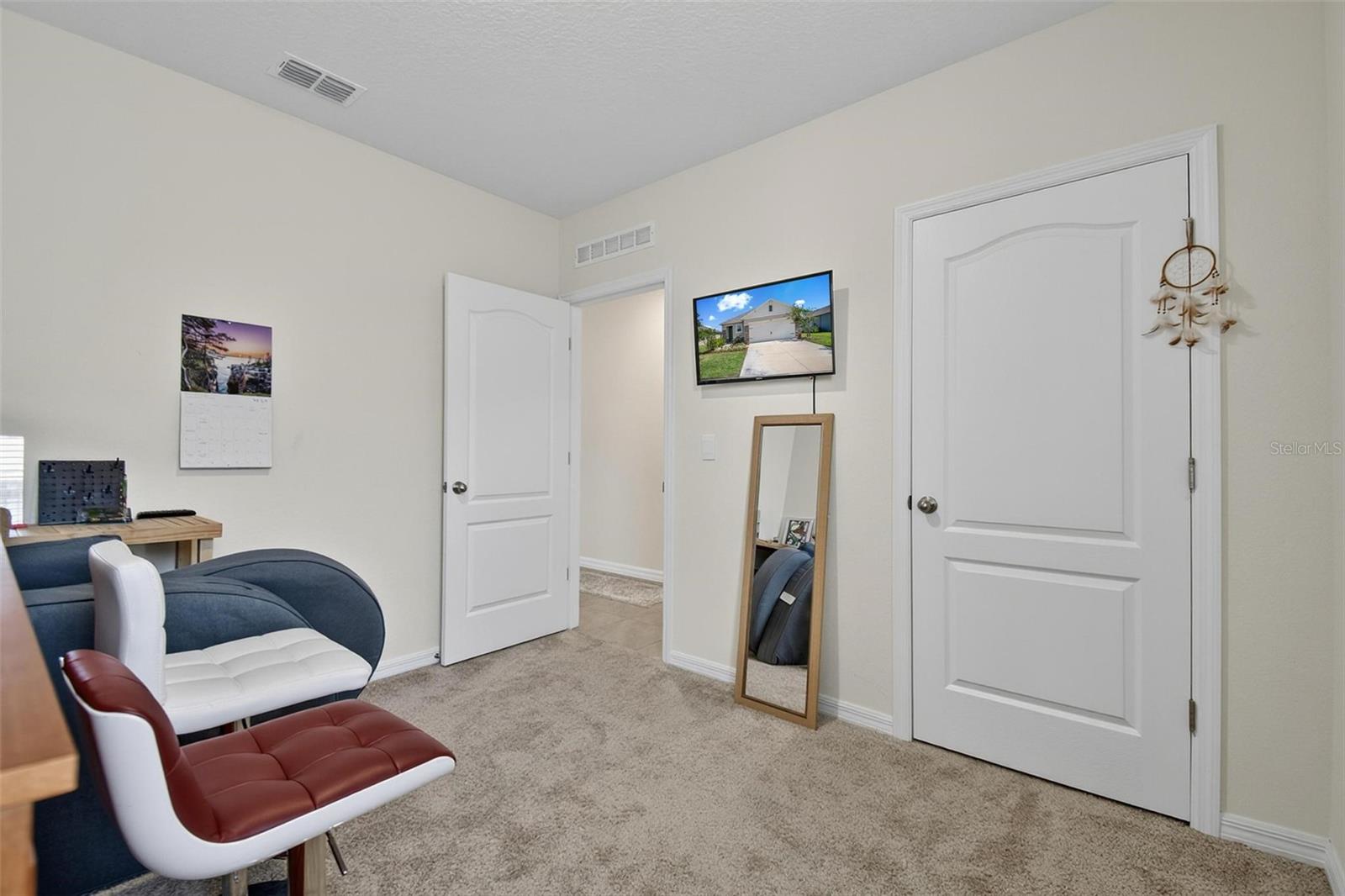 1337 CORK DR
