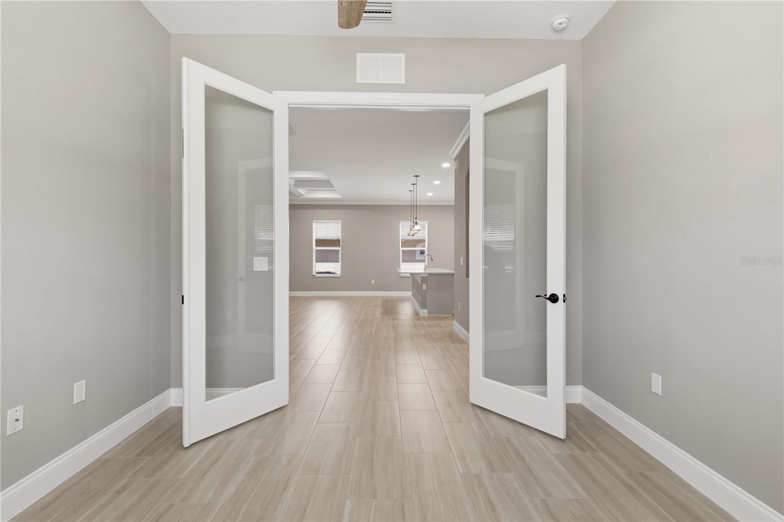 7 OASIS CIR