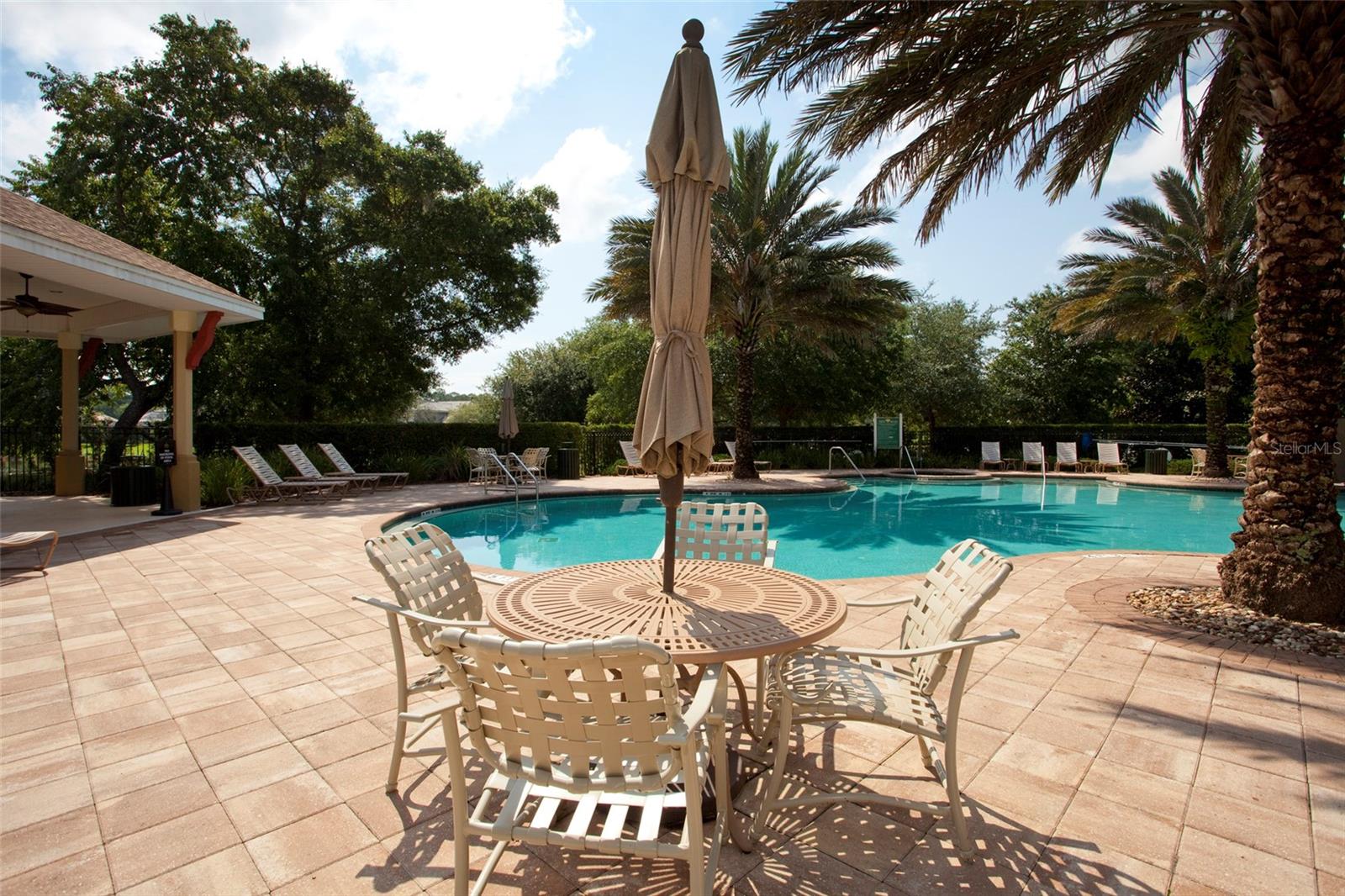 7 OASIS CIR