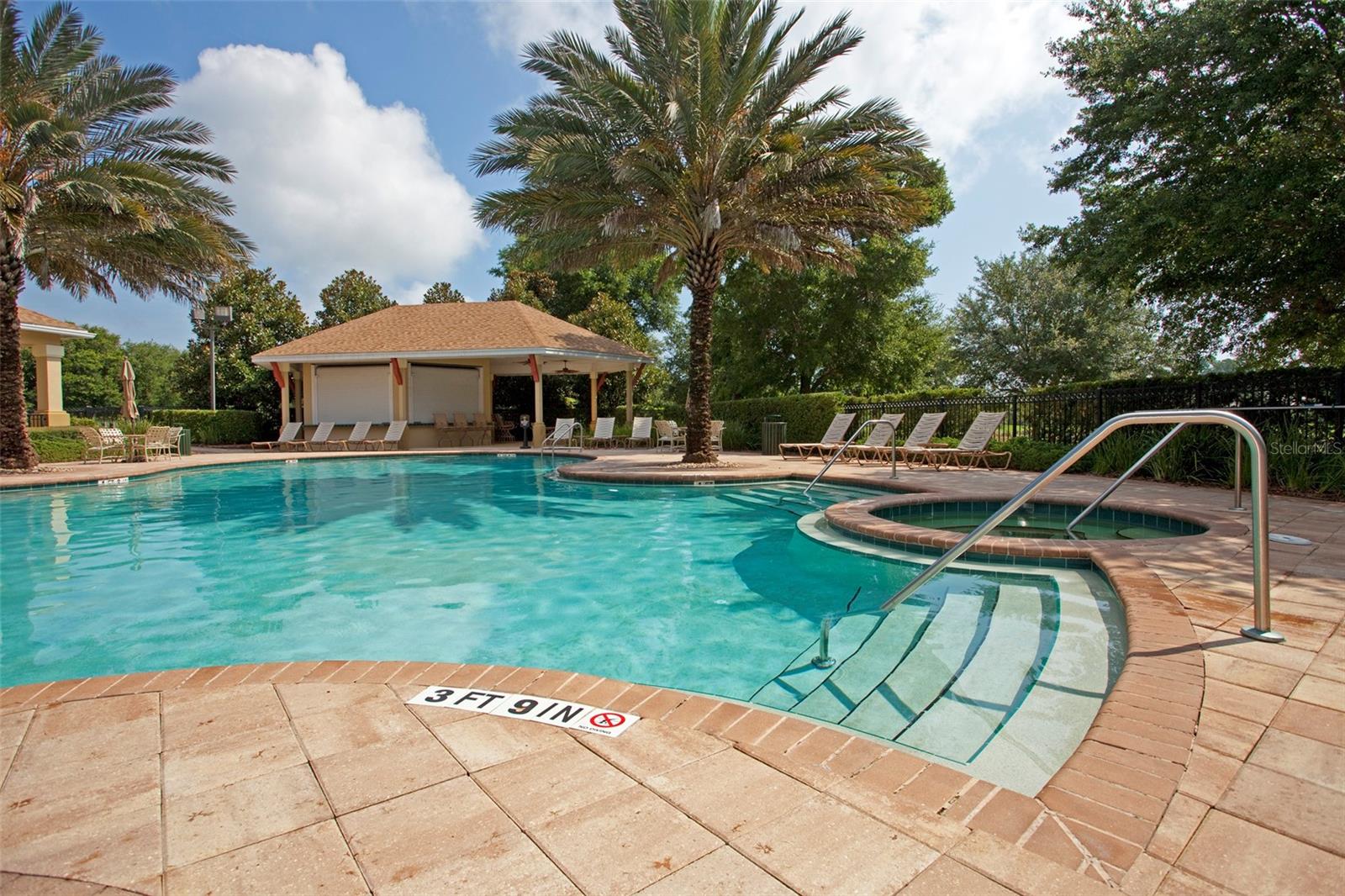 7 OASIS CIR