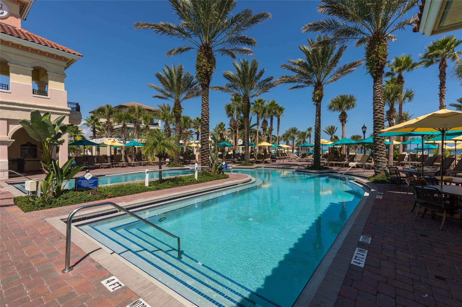54 HAMMOCK BEACH CIR S