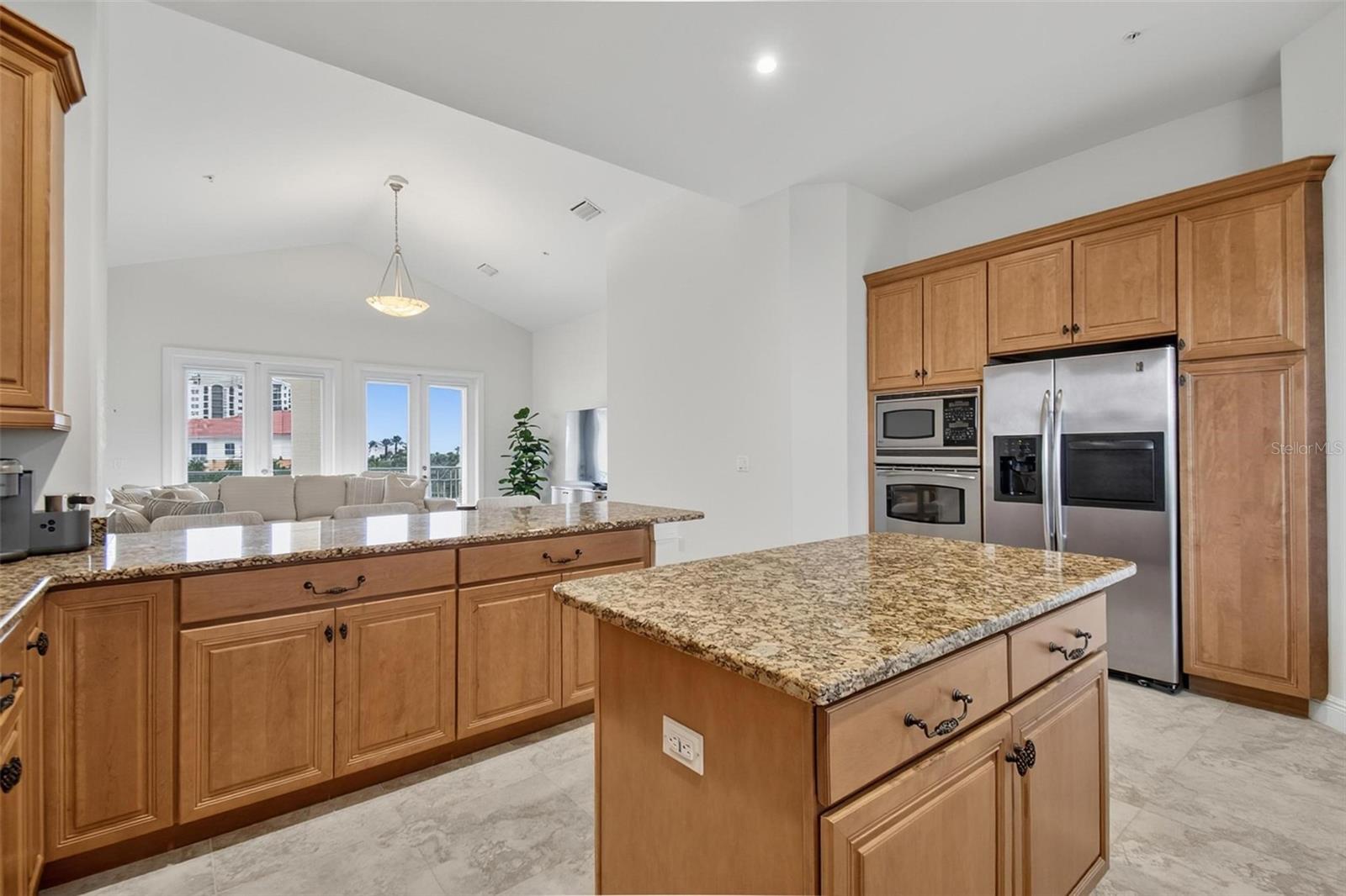 140 AVENUE DE LA MER #1703