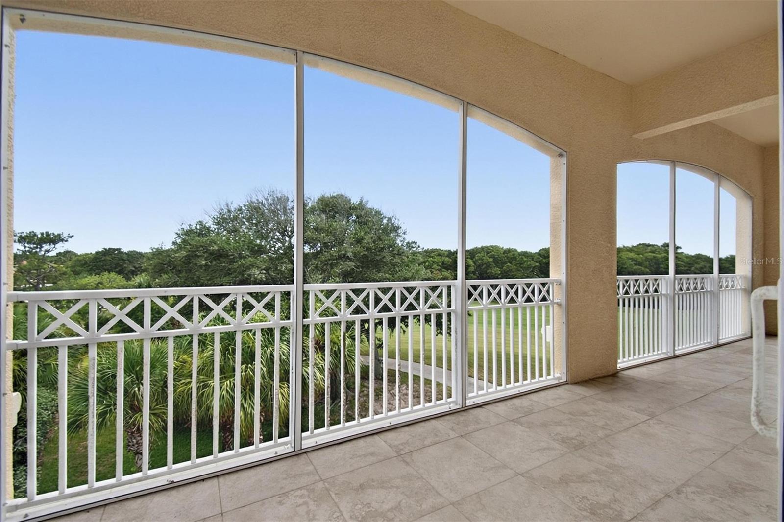140 AVENUE DE LA MER #1703
