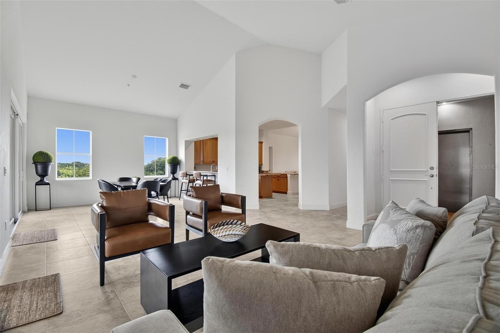 140 AVENUE DE LA MER #1703