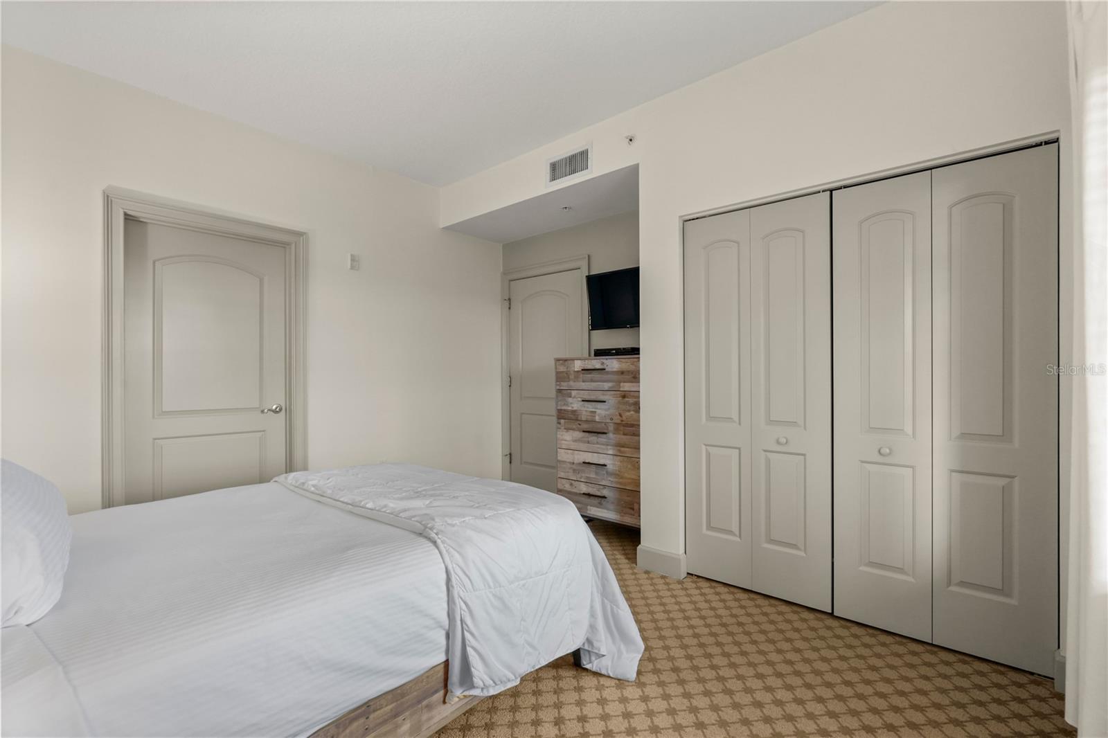 102 YACHT HARBOR DR #478